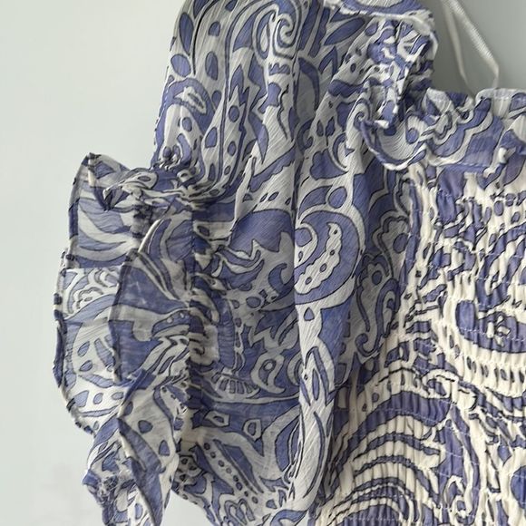 EXPRESS Blue & White Off the Shoulder Blouse medium - Picture 3 of 3